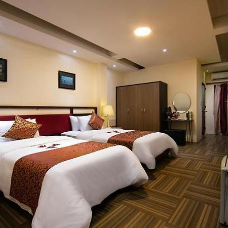 Khach San Thu Do Formerly Impressive Hotel هانوي المظهر الخارجي الصورة