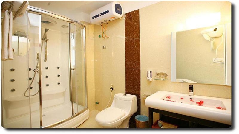 Khach San Thu Do Formerly Impressive Hotel هانوي المظهر الخارجي الصورة